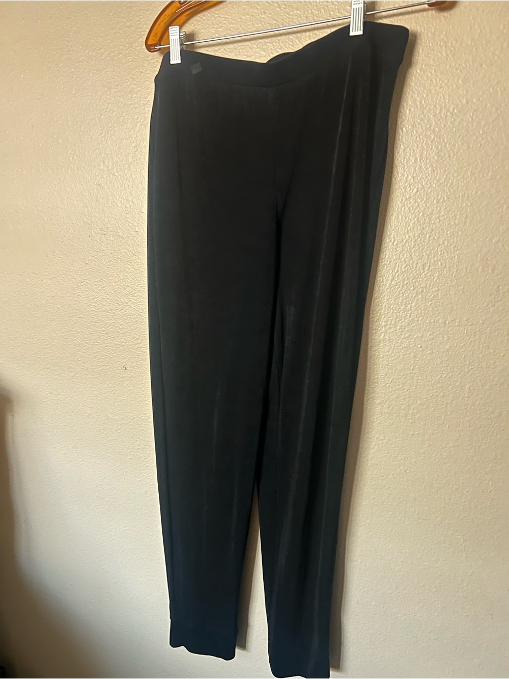 CHICO'S Travelers Black Slinky Jogger Pants size 2 (large) elastic waist